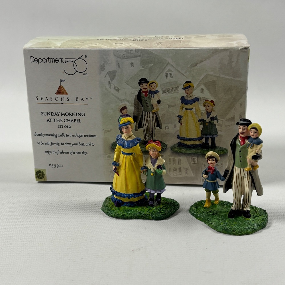 Dept 56 Seasons Bay Sunday Morning at the Chapel Set of 2 Figurines 53311